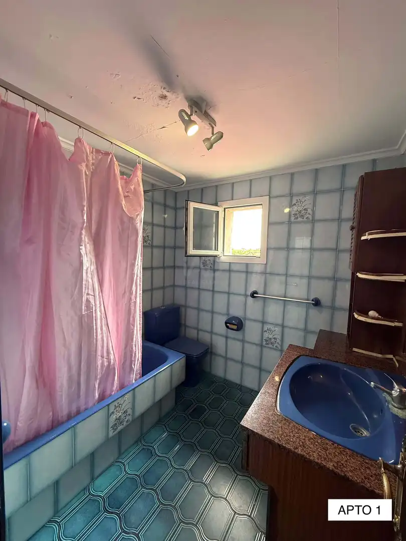 Badezimmer von Wohnung zum Verkauf in Castrillón mit Heizung und Terrasse