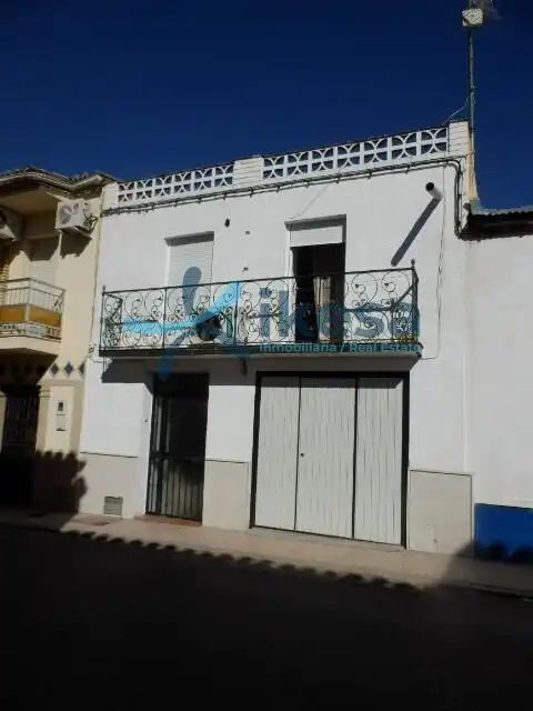 Casa in vendita a Mengíbar