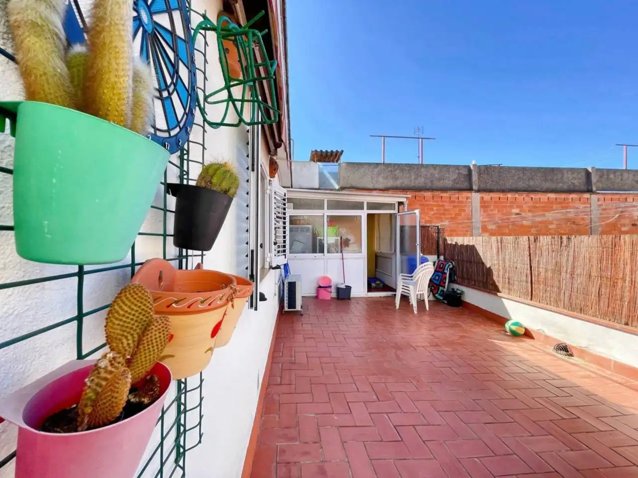 Terrasse von Dachboden zum Verkauf in Cerdanyola del Vallès mit Klimaanlage, Heizung und Parkett