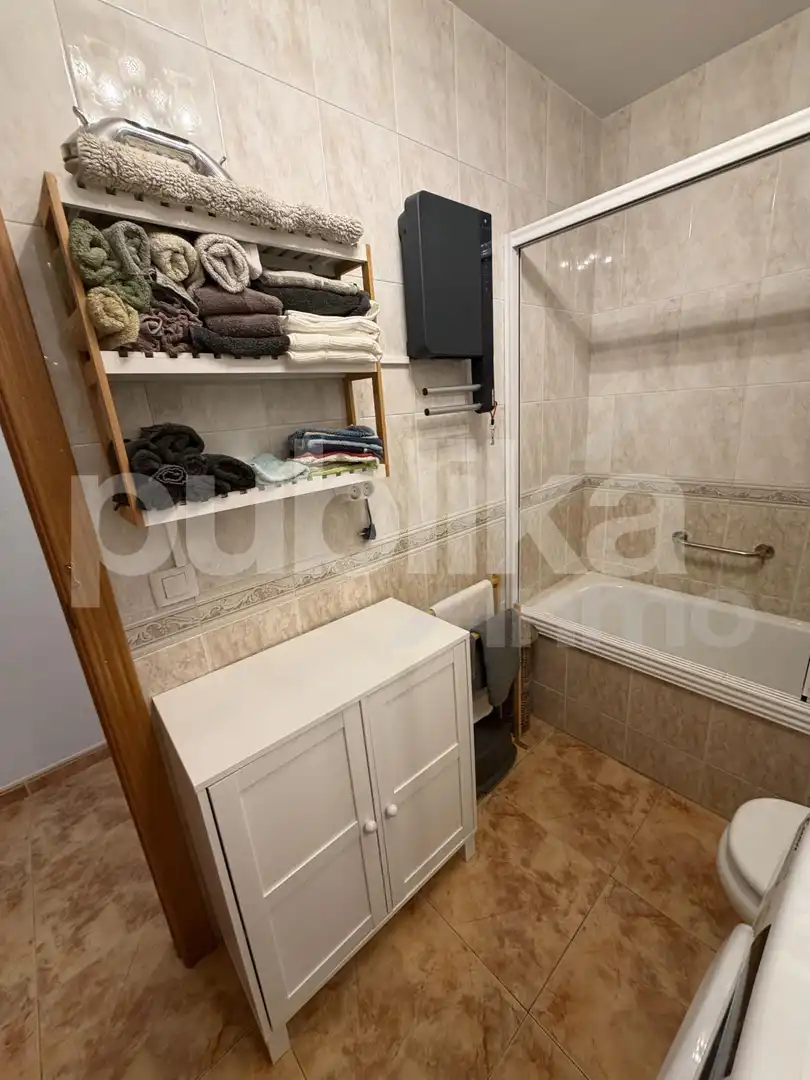 Bany de Pis en venda en Santa Pola amb Aire condicionat, Moblat i Balcó