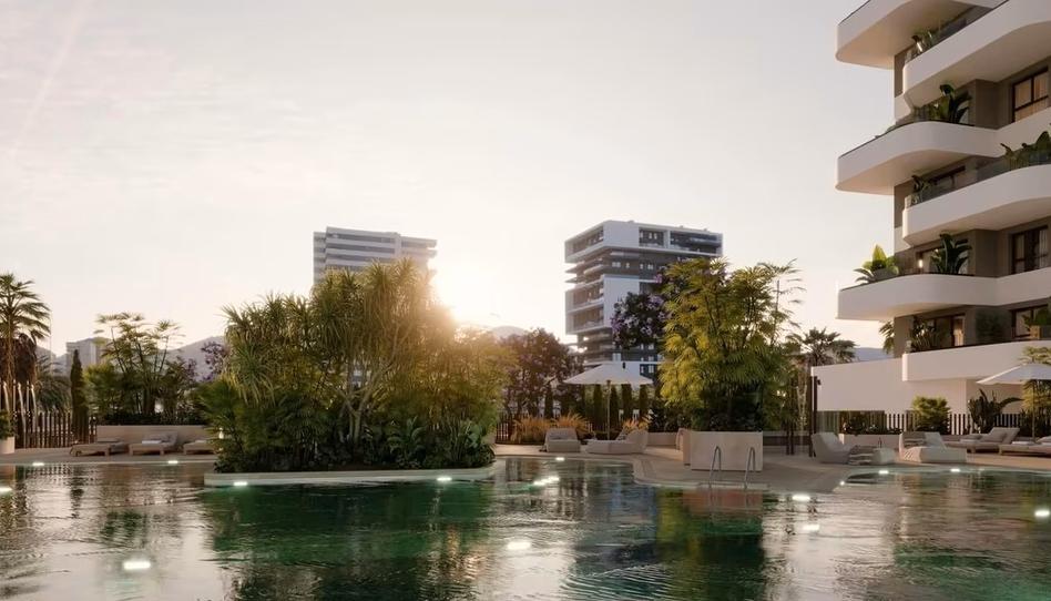 Foto 1 de Piso en venta en Avenida de Rumania, Marisol Park - Ortembach - Los Almendros, Alicante