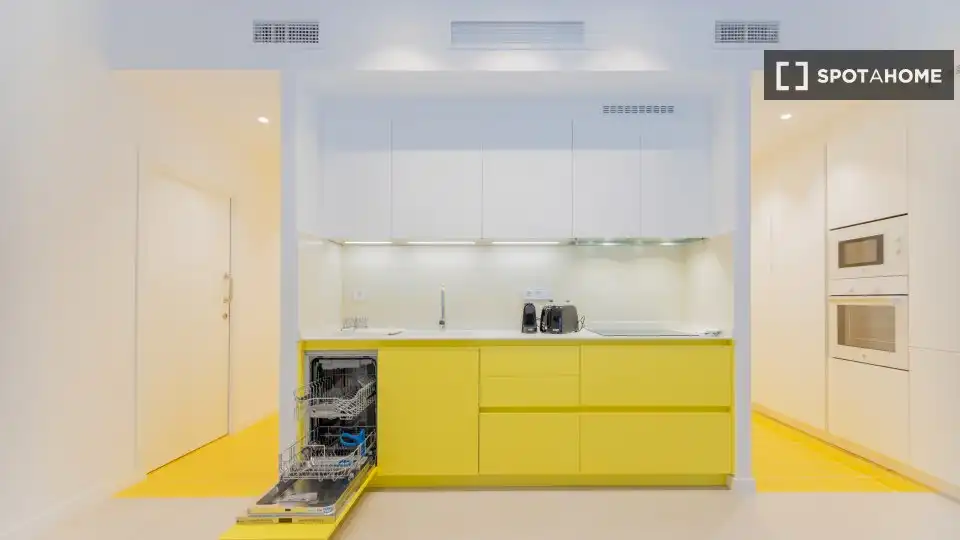 Cocina de Piso de alquiler en Valencia con Aire acondicionado, Calefacción y Amueblado
