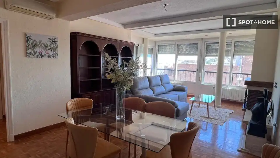 Sala de estar de Apartamento para compartir en Alicante / Alacant con Aire acondicionado, Calefacción y Terraza