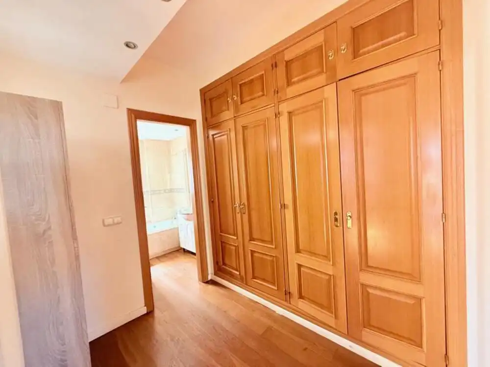 Ático de alquiler en Marbella con Aire acondicionado, Terraza y Piscina