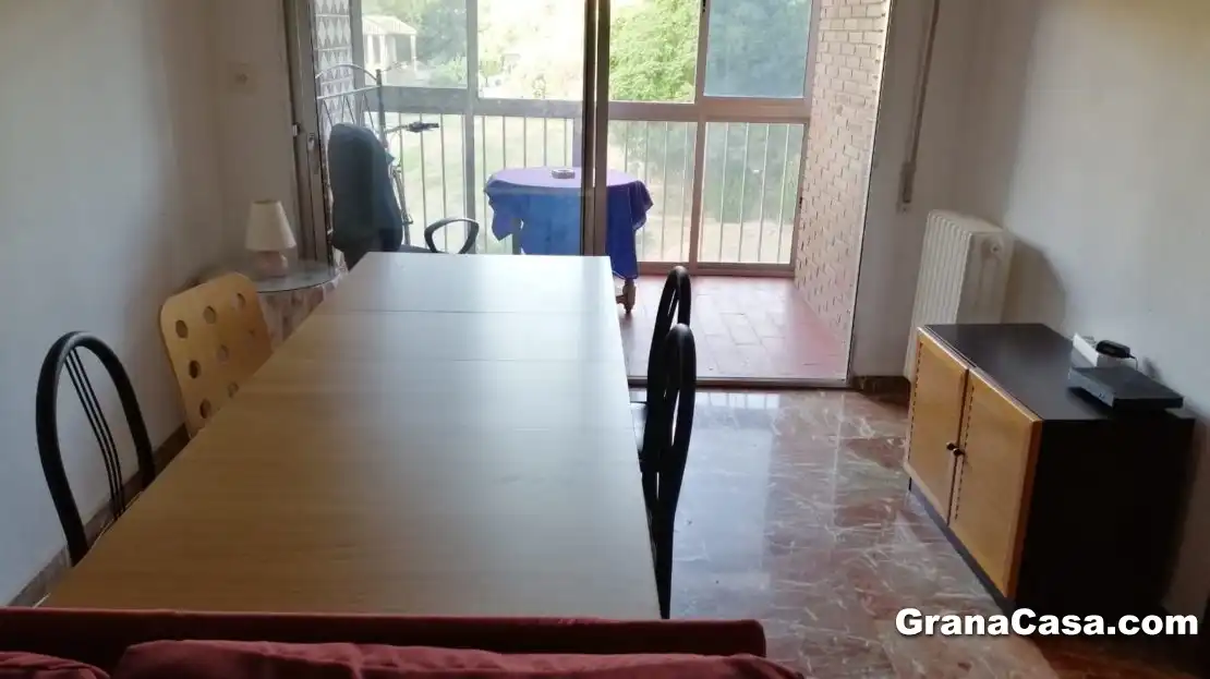 Dining room of Flat for share in Granada  with Heating, Terrace and Furnished