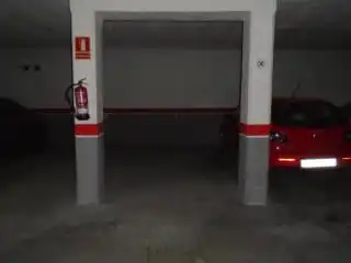 Aparcament amb ascensor en venda a C/ Vint i vuit, imagen 5