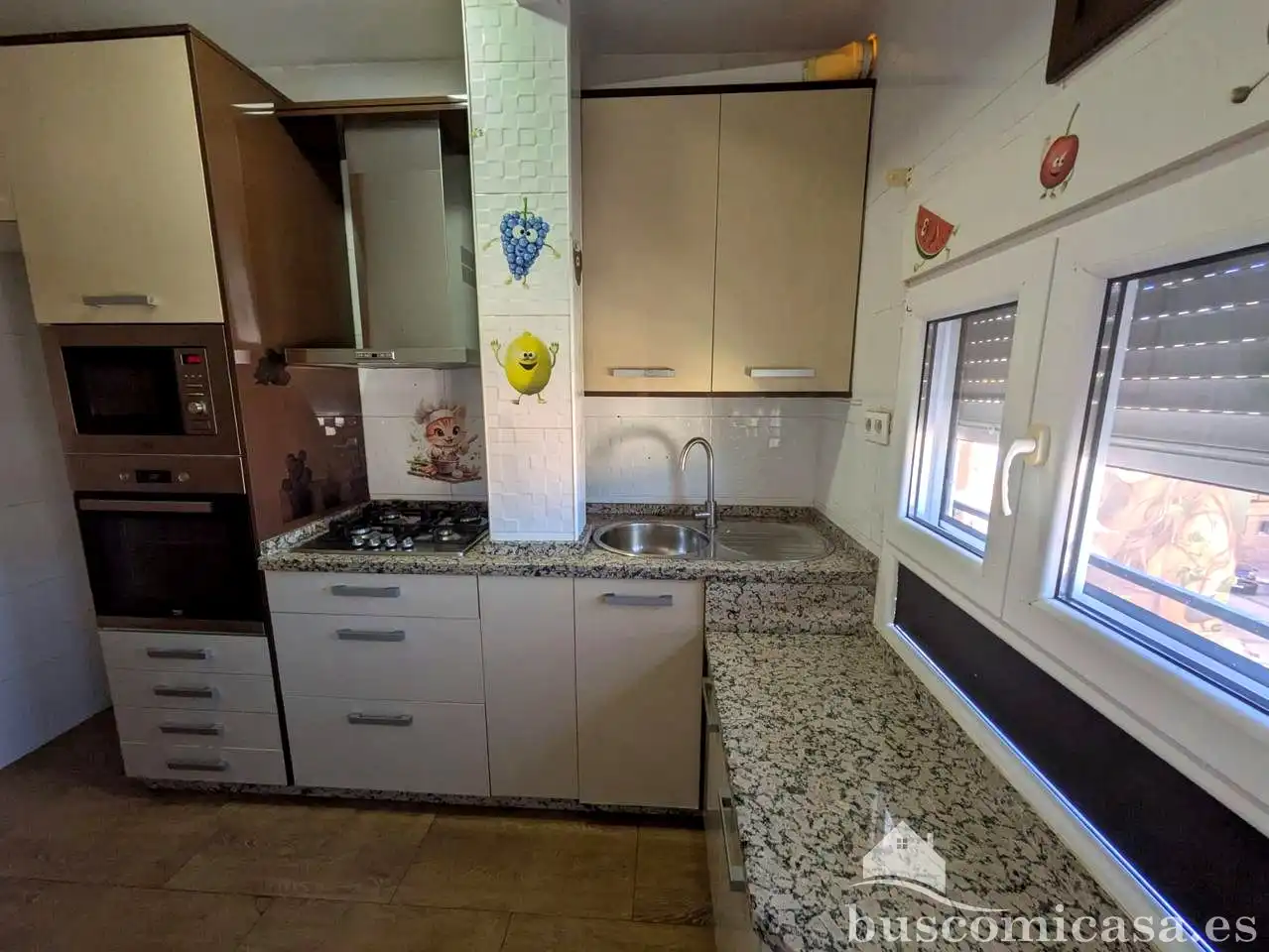 Cuina de Pis de lloguer en Linares amb Aire condicionat