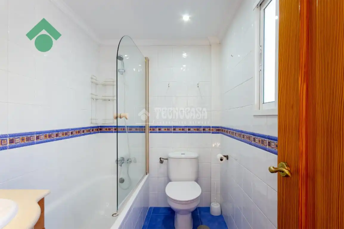 Baño de Piso en venta en Rincón de la Victoria con Terraza