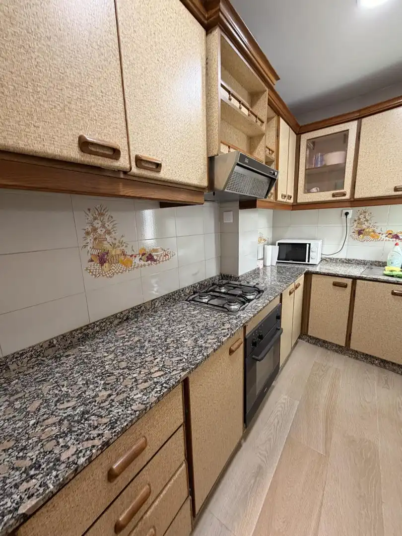 Cocina de Piso de alquiler en Alicante / Alacant con Aire acondicionado y Amueblado