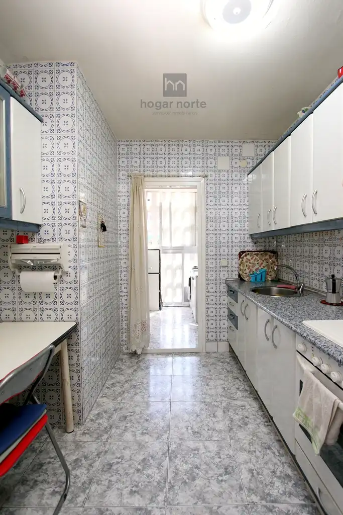 Kitchen of Flat for sale in Alcobendas  with Heating, Terrace and Community pool