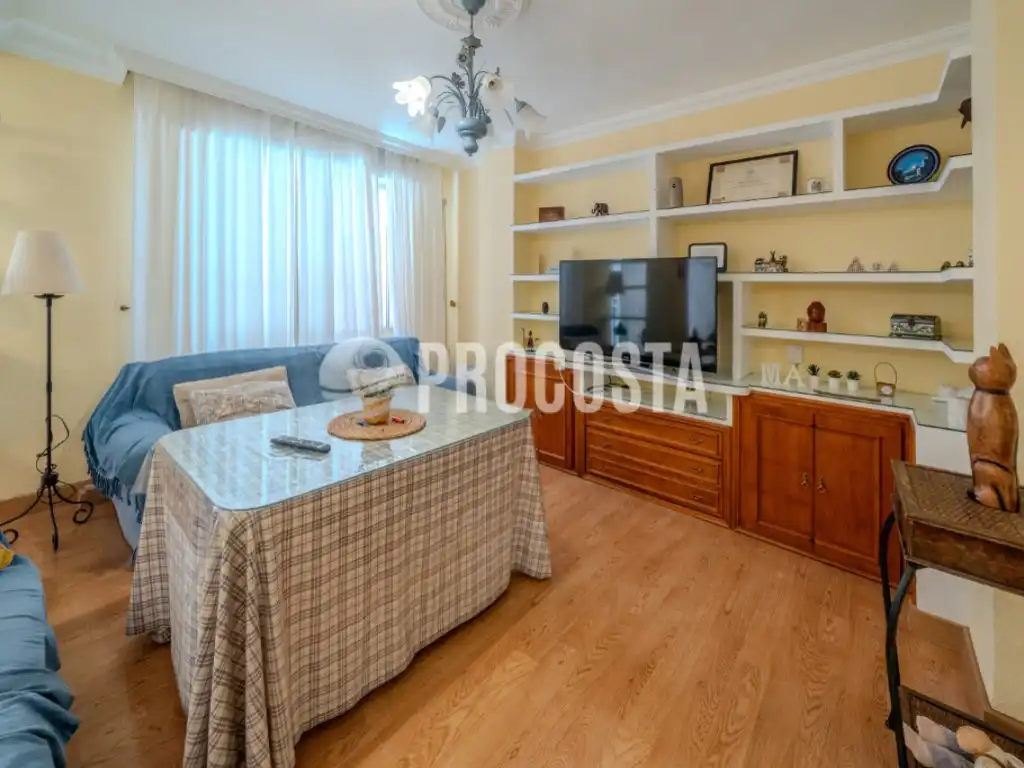 Flat for sale in Calle Buenos Aires, Almuñecar Centro