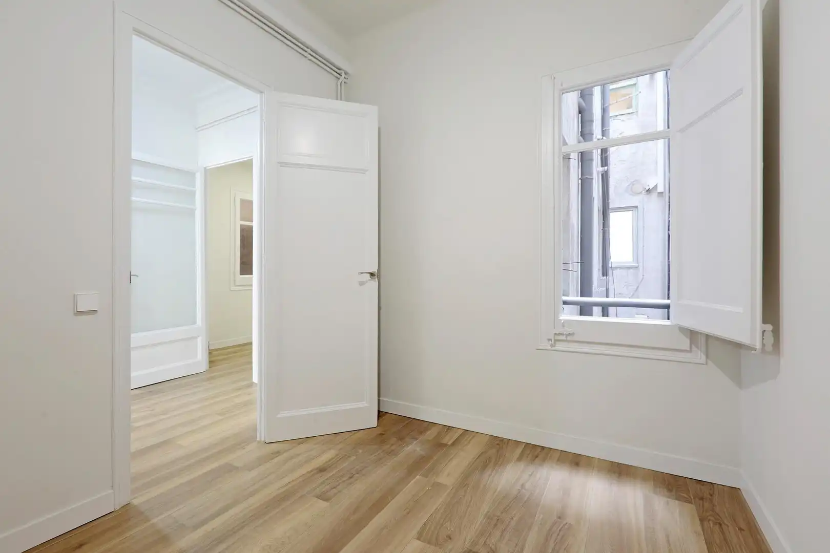 Flat for rent in Barcelona  with Air Conditioner, Heating and Parquet flooring