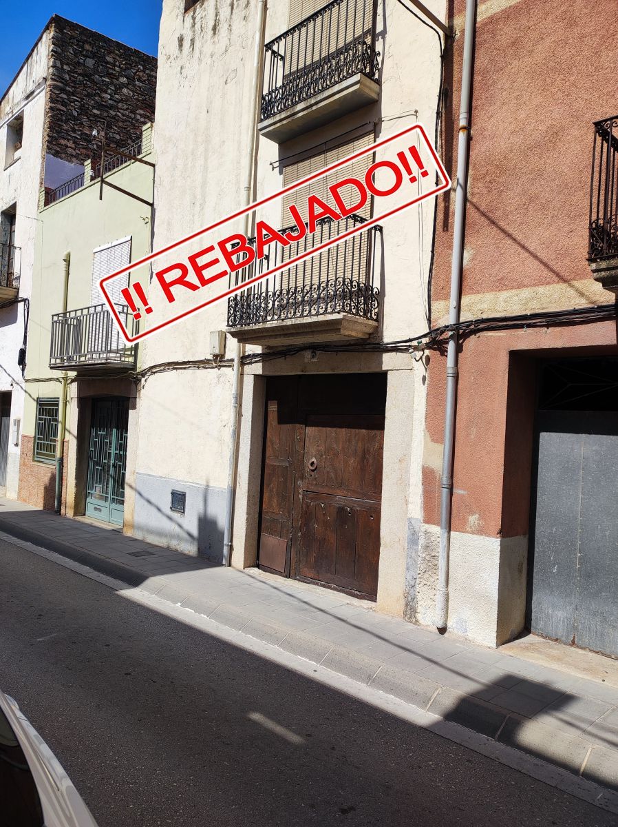 Vista exterior de Casa o xalet en venda en Ulldecona amb Terrassa, Traster i Balcó