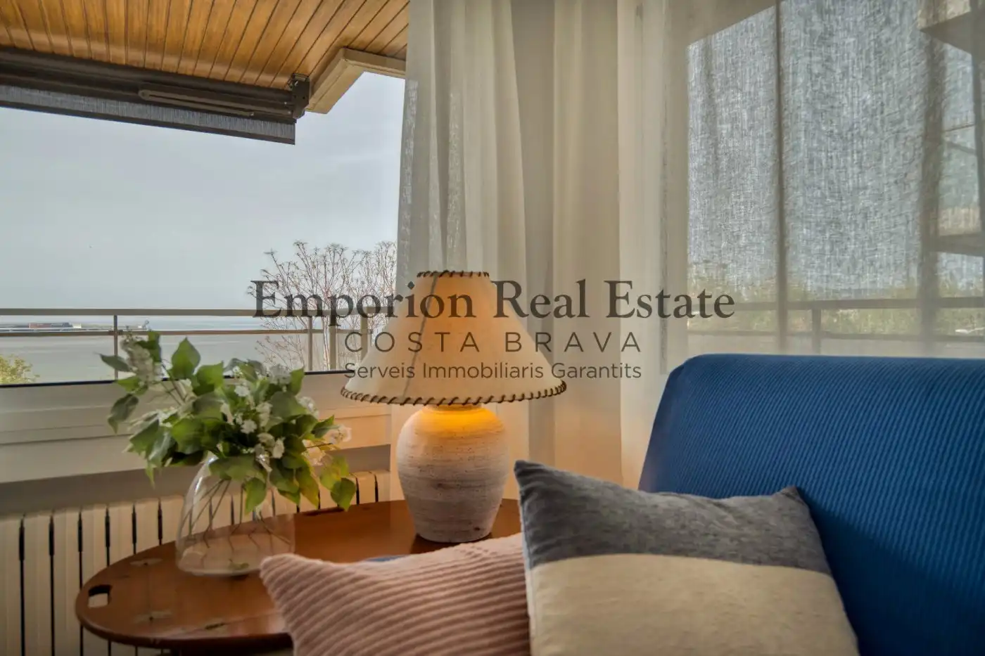 Living room of Flat for rent in Palamós  with Air Conditioner, Terrace and Furnished