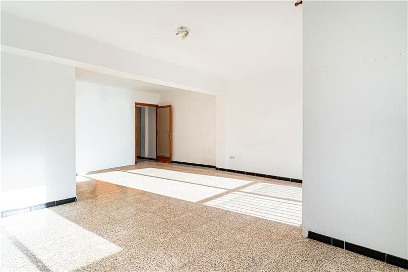 Flat for sale in  Palma de Mallorca