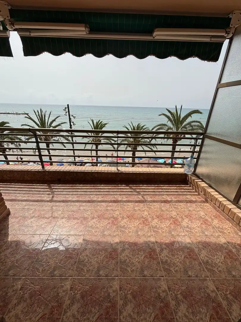 Apartment for sale in Avenida de los Marineros 5
