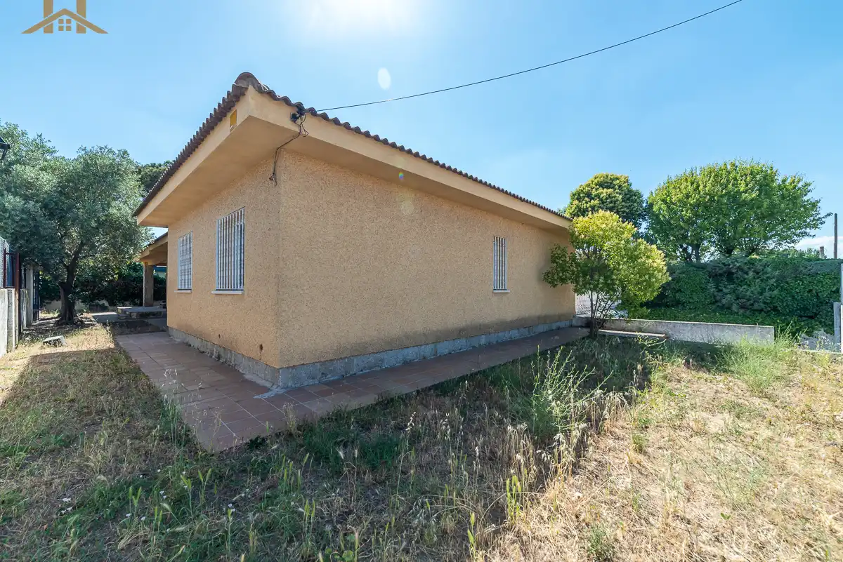 Außenansicht von Haus oder Chalet zum Verkauf in Griñón mit Heizung, Privatgarten und Whirlpool