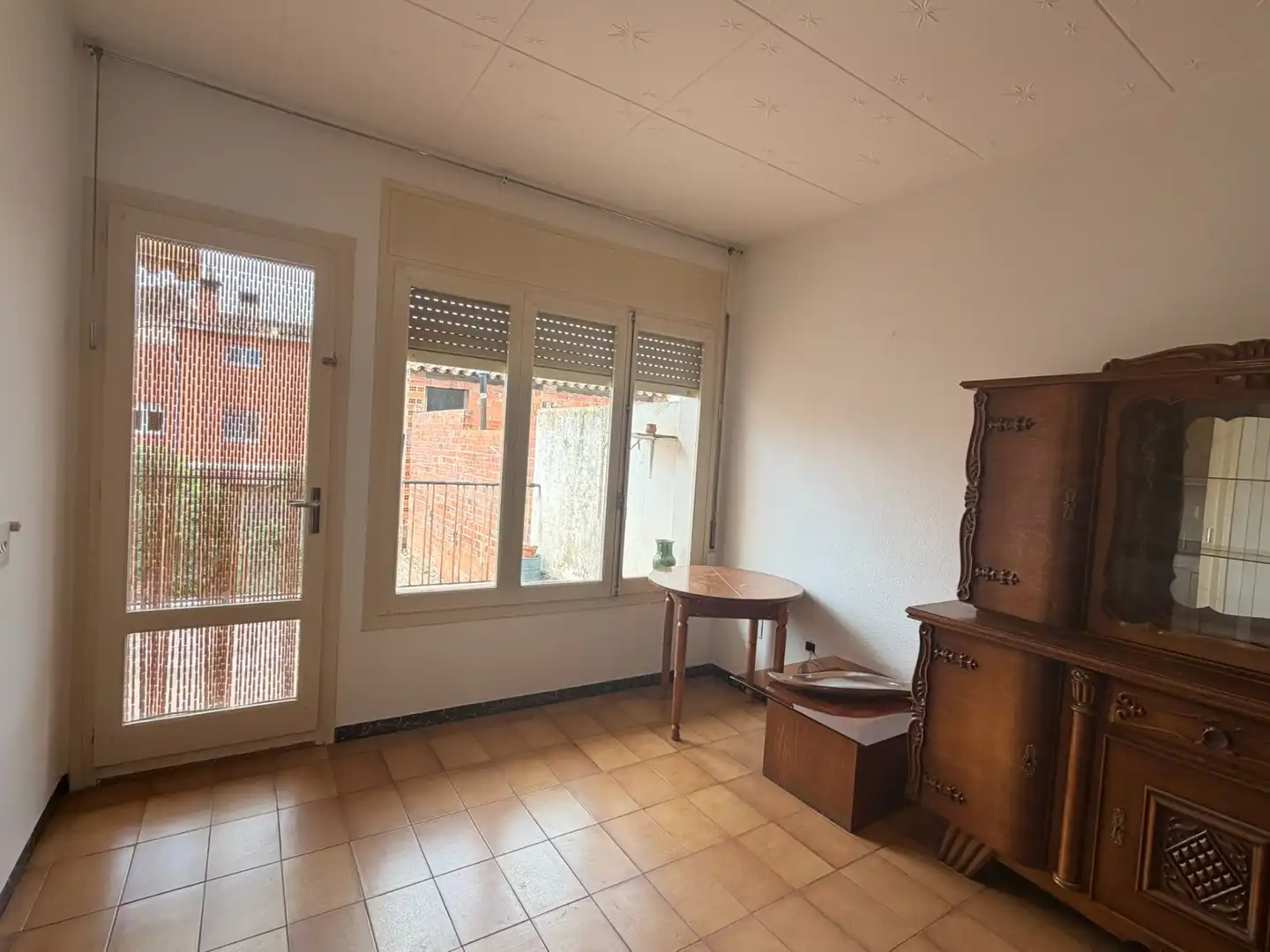 Sala d'estar de Casa o xalet en venda en Bellvís amb Calefacció, Jardí privat i Moblat