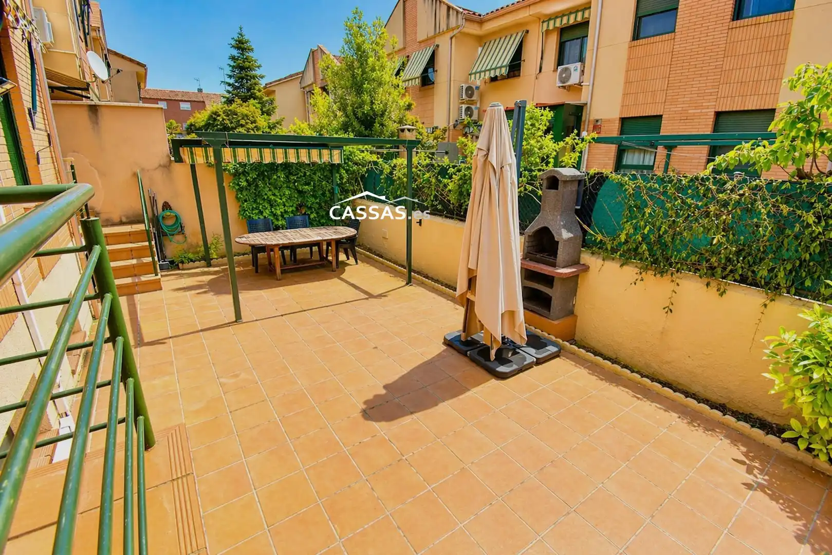 Terraza de Casa adosada en venta en Torrejón de Ardoz con Aire acondicionado, Calefacción y Jardín privado