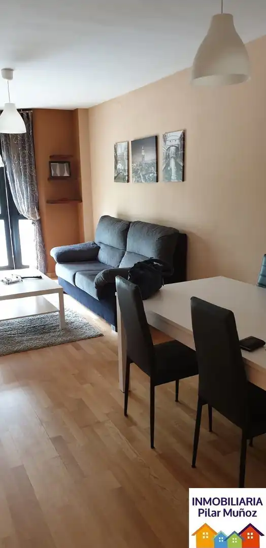 Sala de estar de Piso de alquiler en Ávila con Calefacción, Terraza y Amueblado