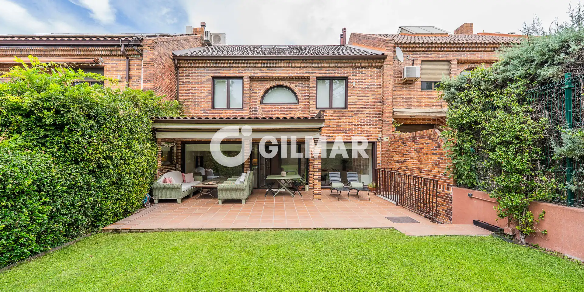 Casa a schiera con piscina in vendita a El Soto de la Moraleja
