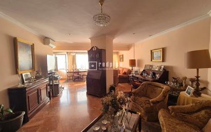 Living room of Flat to rent in  Sevilla Capital  with Air Conditioner and Terrace