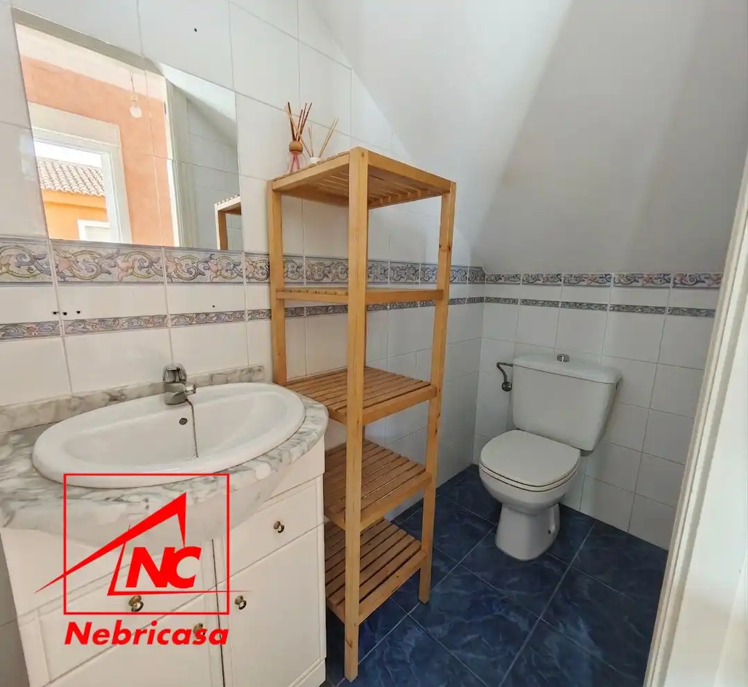 Bathroom of Duplexes for sale in Sanlúcar de Barrameda  with Air Conditioner and Terrace