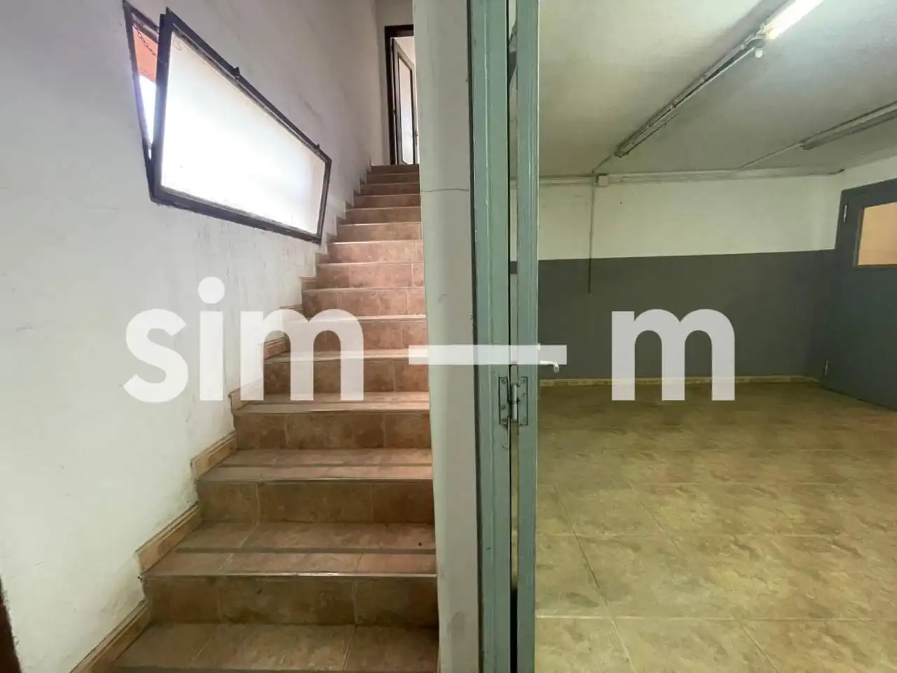 Industrial buildings for rent in Vic