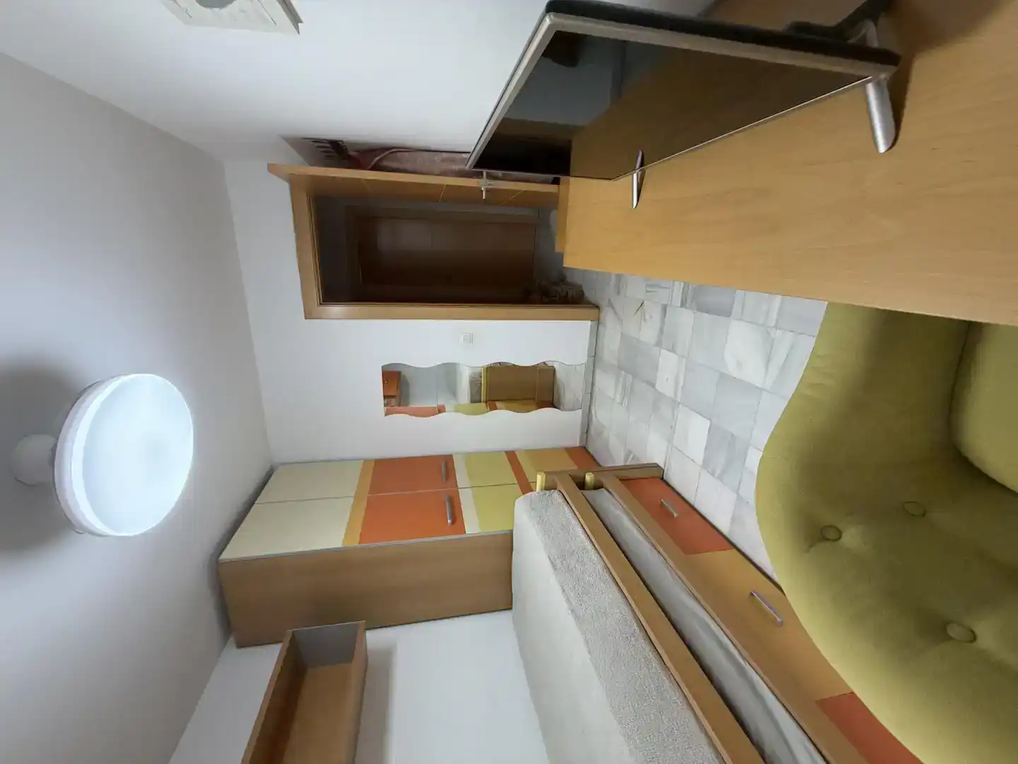 Habitación de Casa o chalet para compartir en Málaga con Aire acondicionado, Jardín privado y Piscina