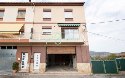 Vista exterior de Casa adosada en venda en Bescanó