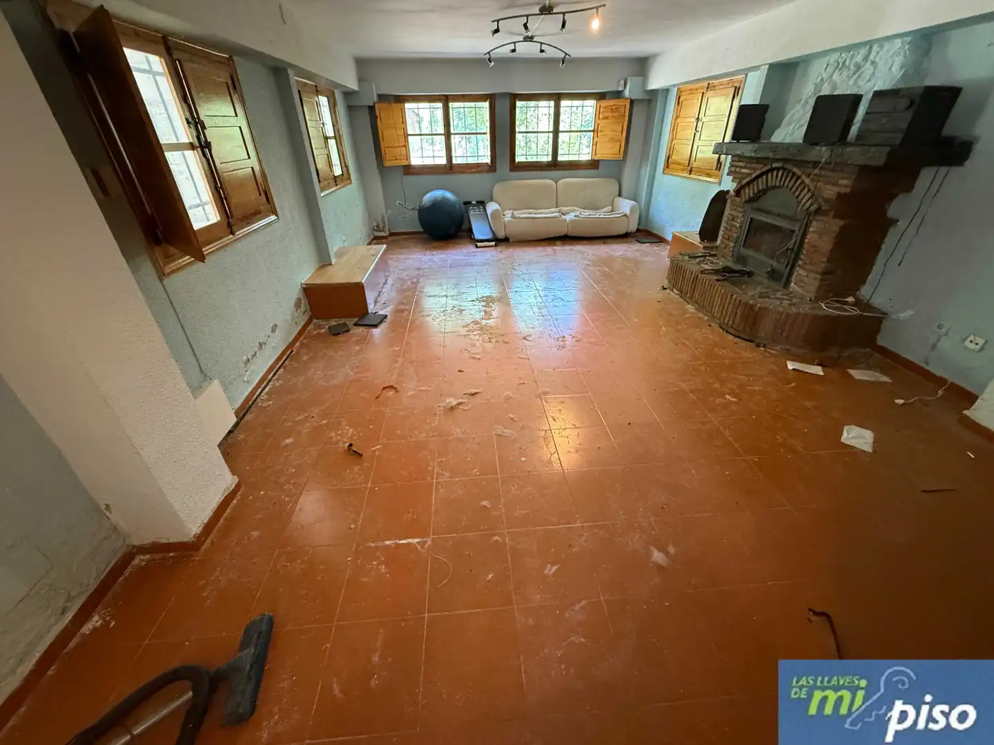 Casa o xalet en venda en Cubillas de Santa Marta amb Jardí privat, Terrassa i Traster
