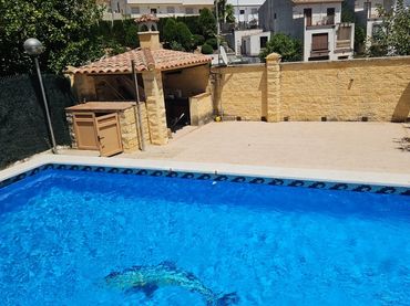 Casa a schiera con balcone in vendita a Periurbano Este - Campiña