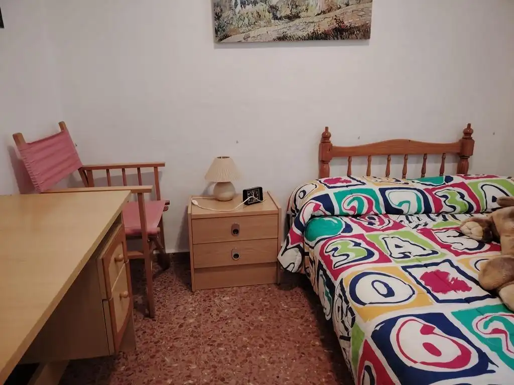 Schlafzimmer von Haus oder Chalet zur Miete in Olocau mit Möbliert