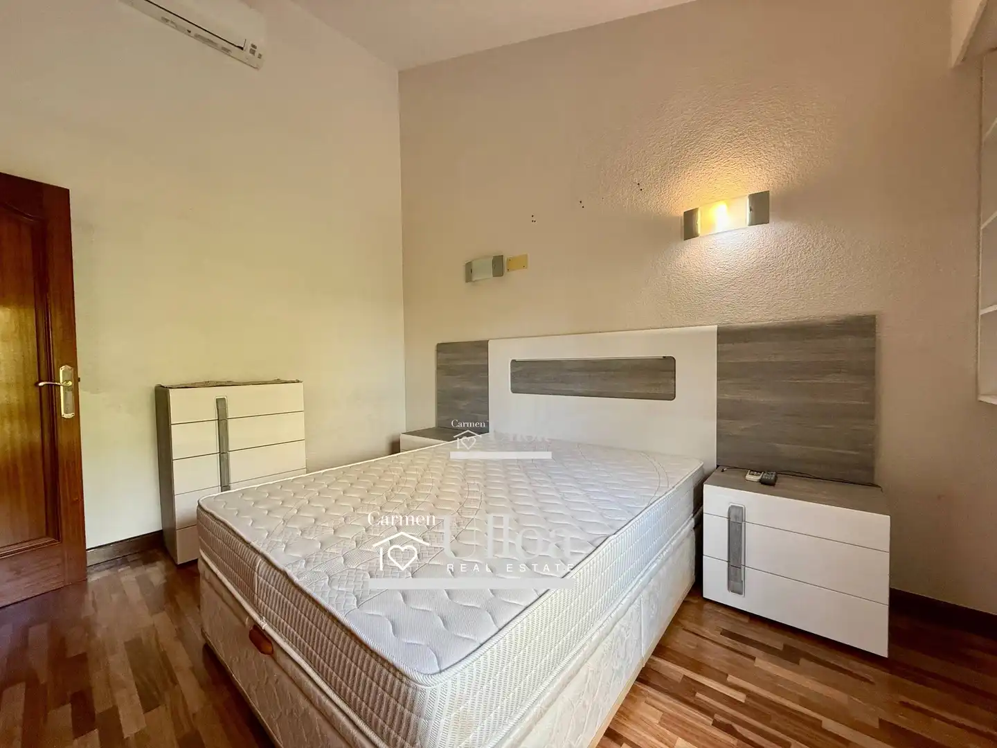 Dormitori de Casa o xalet en venda en Alicante / Alacant amb Aire condicionat, Calefacció i Jardí privat