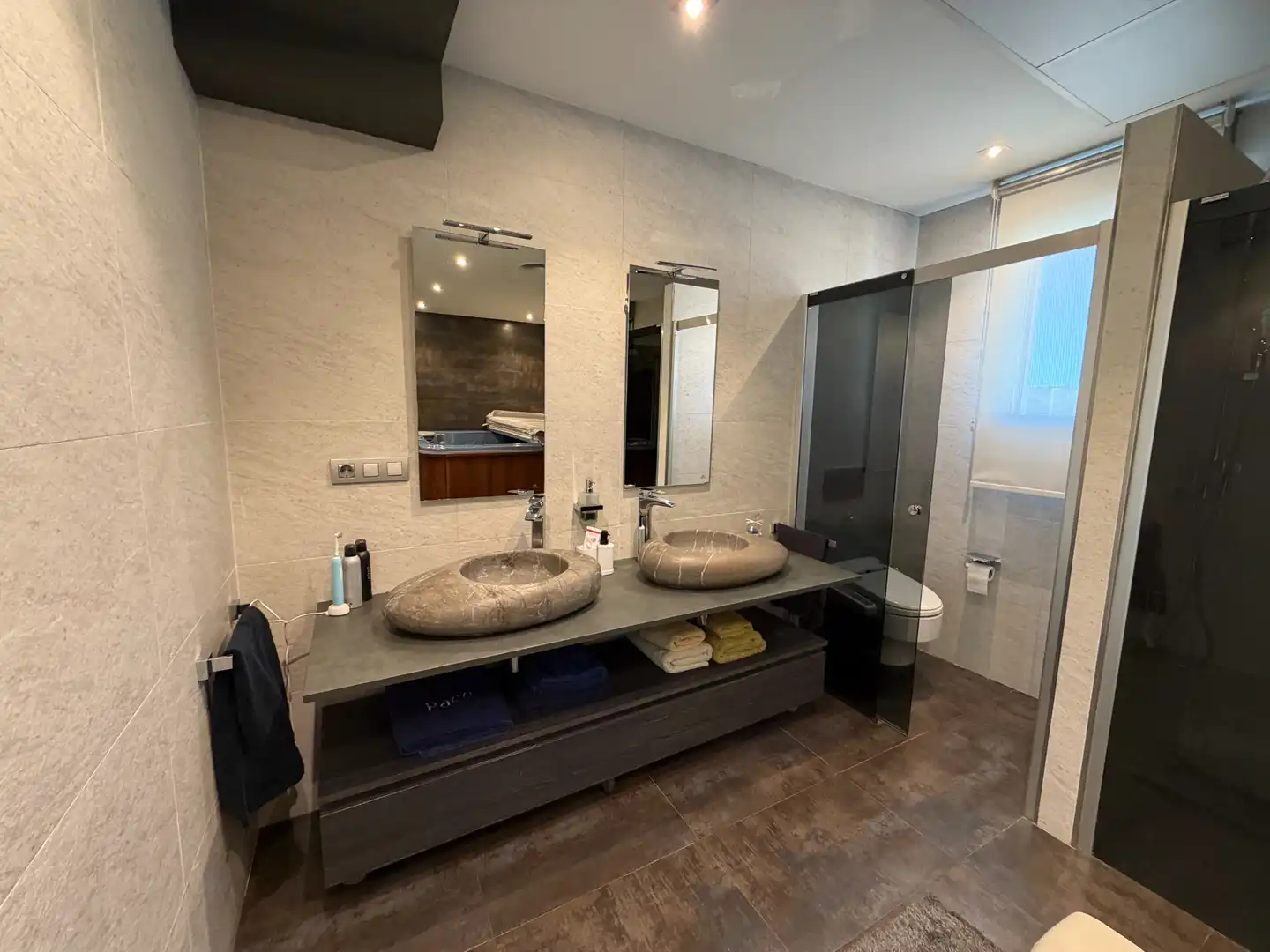 Bathroom of Detached homes for sale in Sagunto / Sagunt  with Air Conditioner, Terrace and Furnished