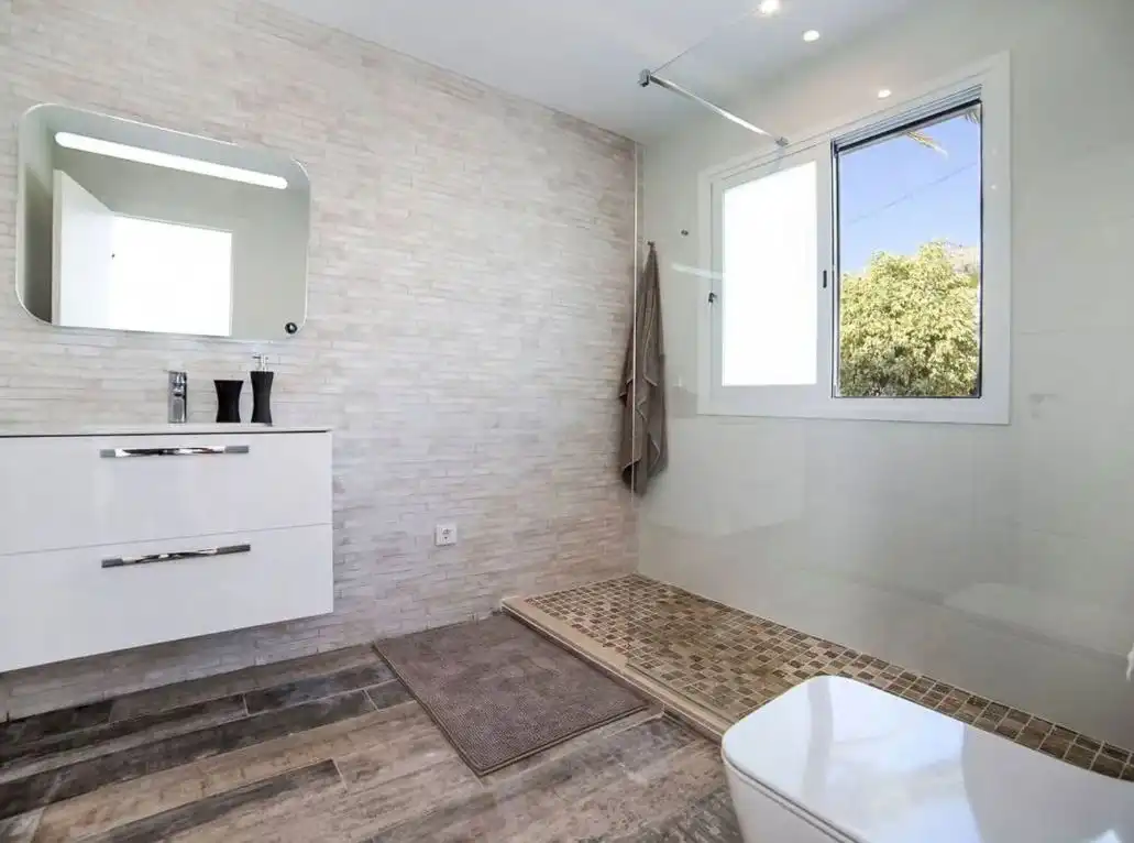 Baño de Casa o chalet en venta en Calpe / Calp con Aire acondicionado, Calefacción y Jardín privado
