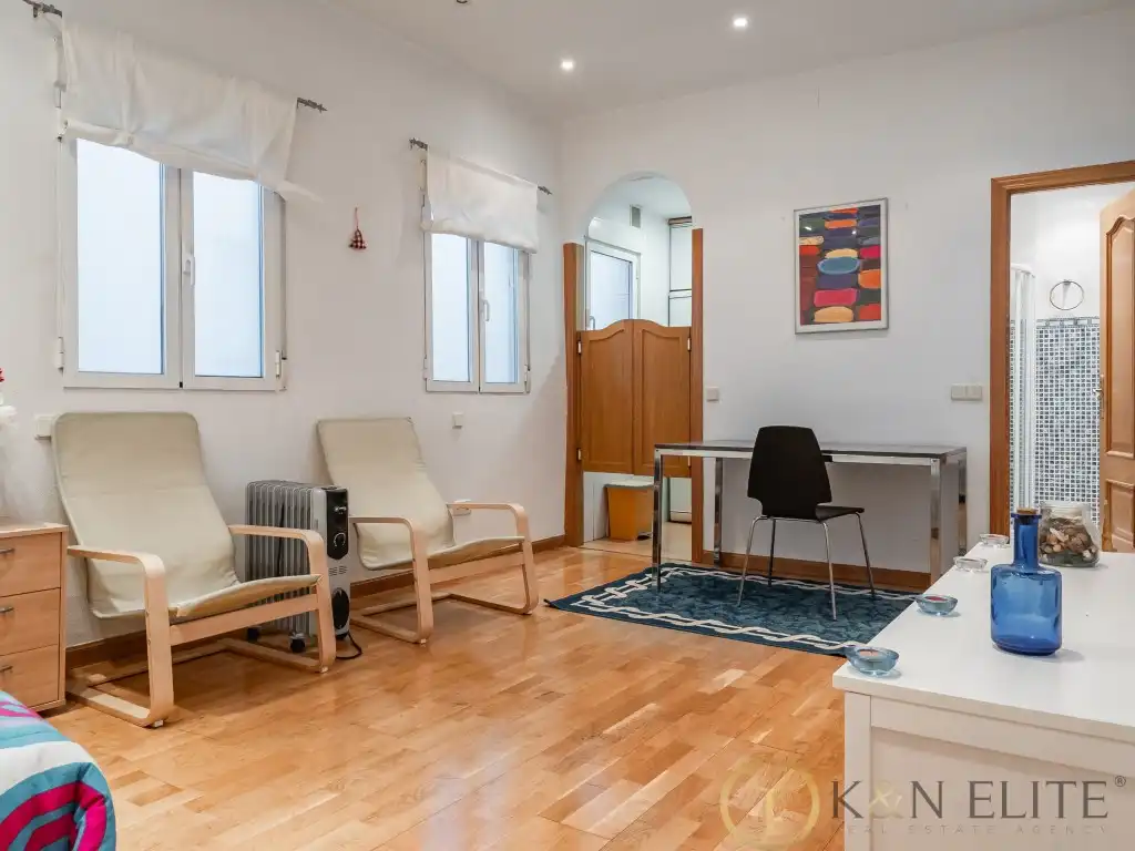 Studio mit Aufzug zum Verkauf in Calle Jose Abascal