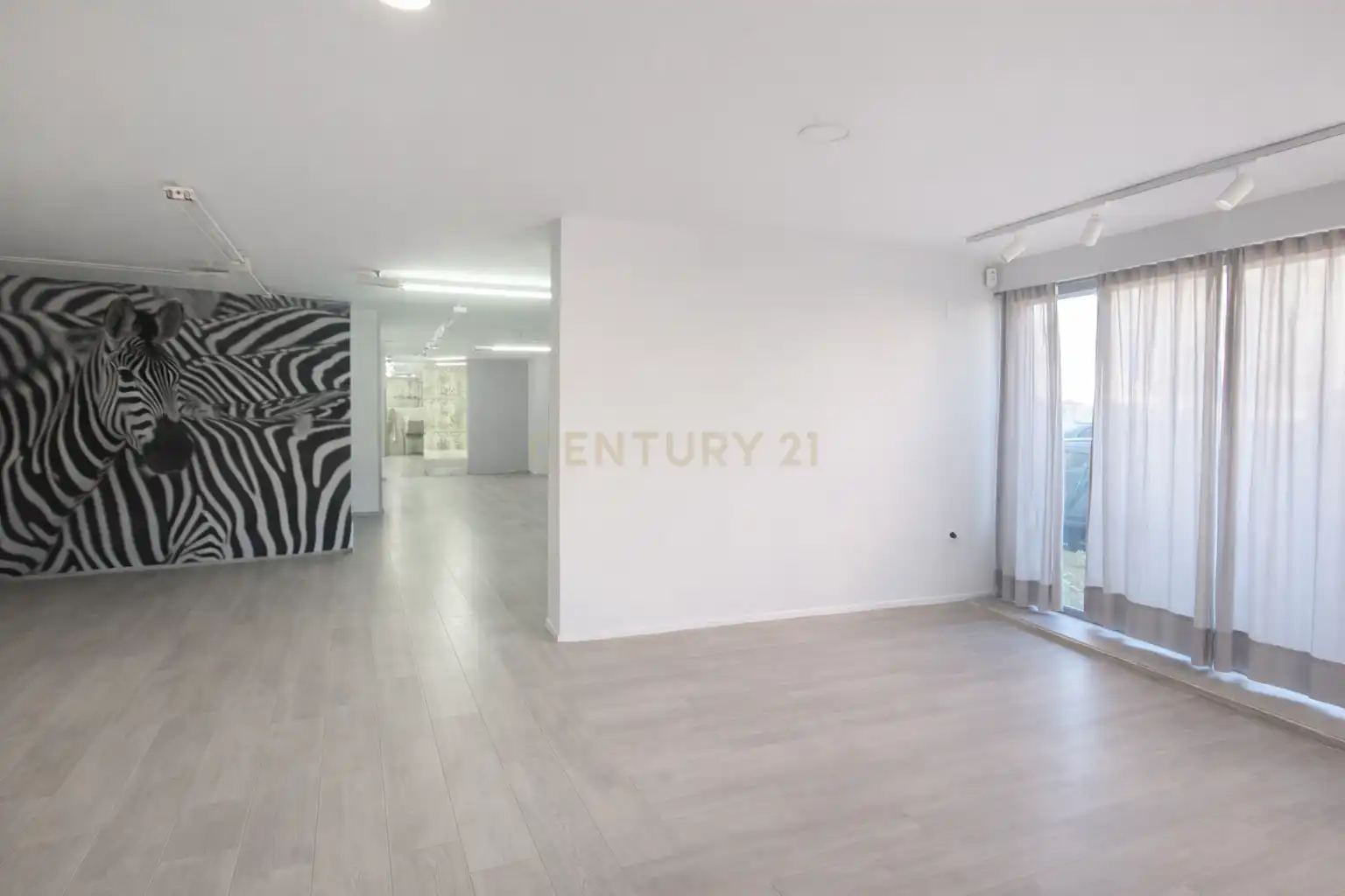 Sala de estar de Local en venta en Cáceres