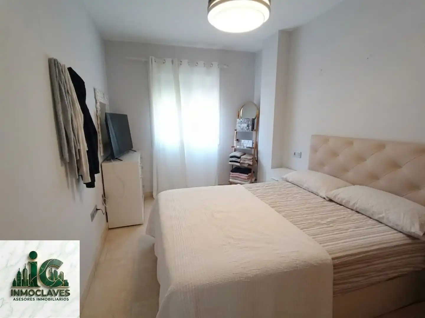 Schlafzimmer von Wohnung zum Verkauf in Algeciras mit Terrasse, Schwimmbad und Möbliert