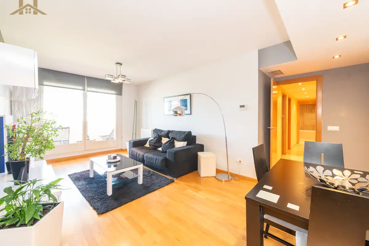 Sala d'estar de Pis en venda en Madrid amb Aire condicionat, Calefacció i Terrassa