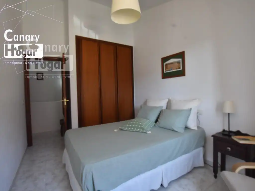 Habitación de Casa adosada de alquiler en Granadilla de Abona con Calefacción, Jardín privado y Balcón