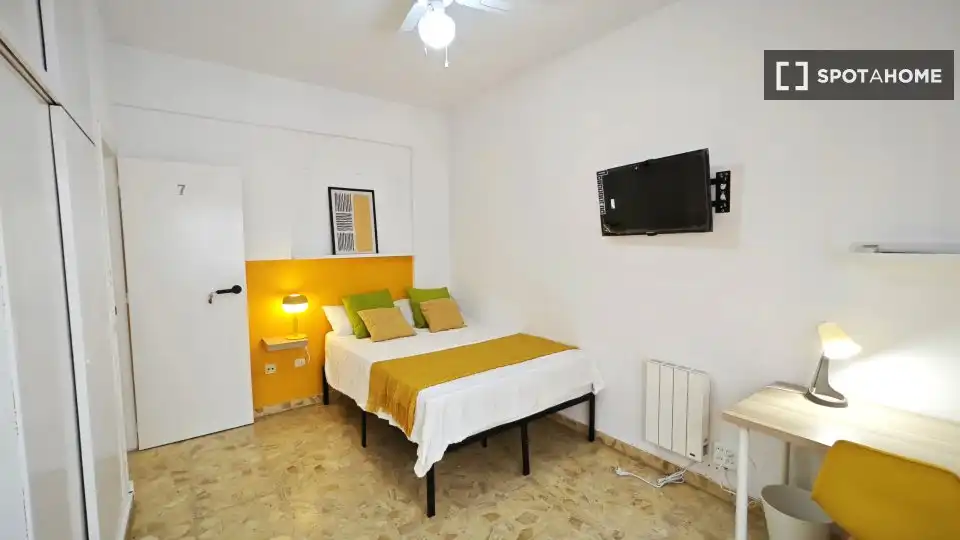 Bedroom of Flat for rent in Cartagena  with Air Conditioner, Heating and Furnished
