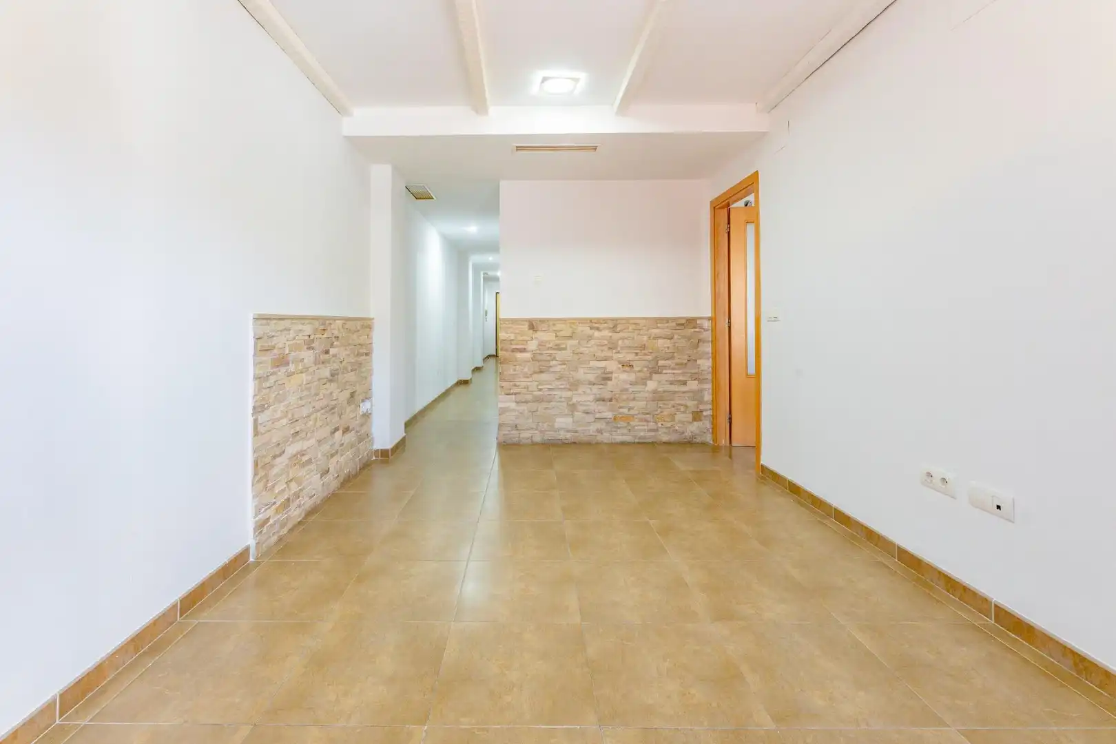 Flat for sale in L'Alcúdia de Crespins  with Air Conditioner