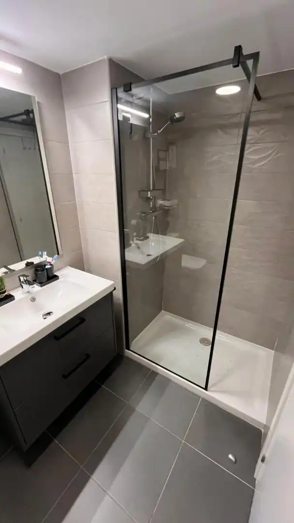 Bathroom of Flat for sale in Sant Just Desvern  with Air Conditioner, Heating and Private garden