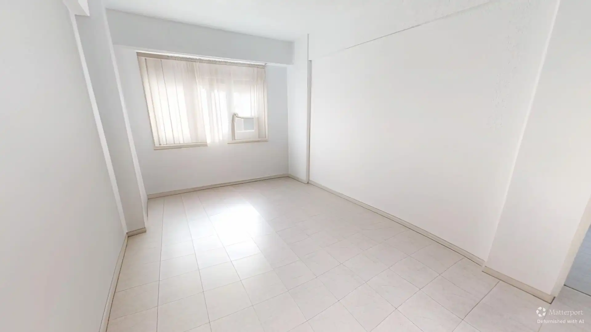 Habitación de Piso en venta en Alicante / Alacant con Balcón