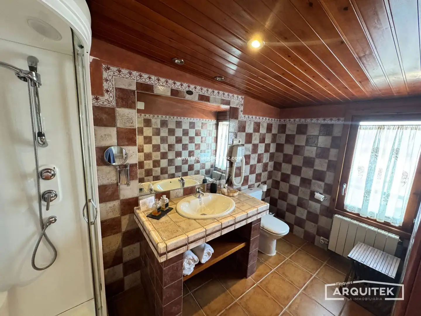 Baño de Casa o chalet en venta en Monzón con Aire acondicionado, Calefacción y Jardín privado