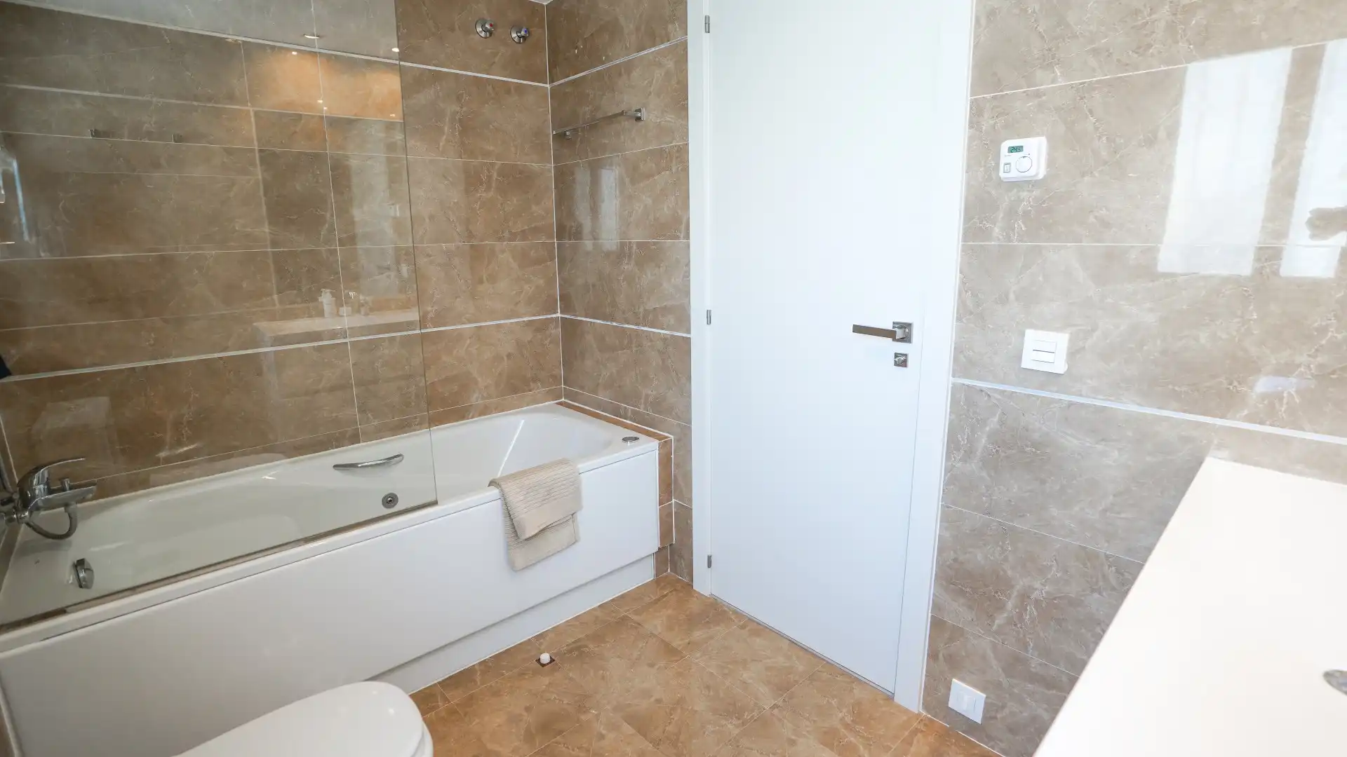 Apartamento con ascensor en venta en Benahavís pueblo, imagen 20