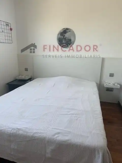 Habitación de Casa adosada en venta en Barcelona con Aire acondicionado, Calefacción y Parquet