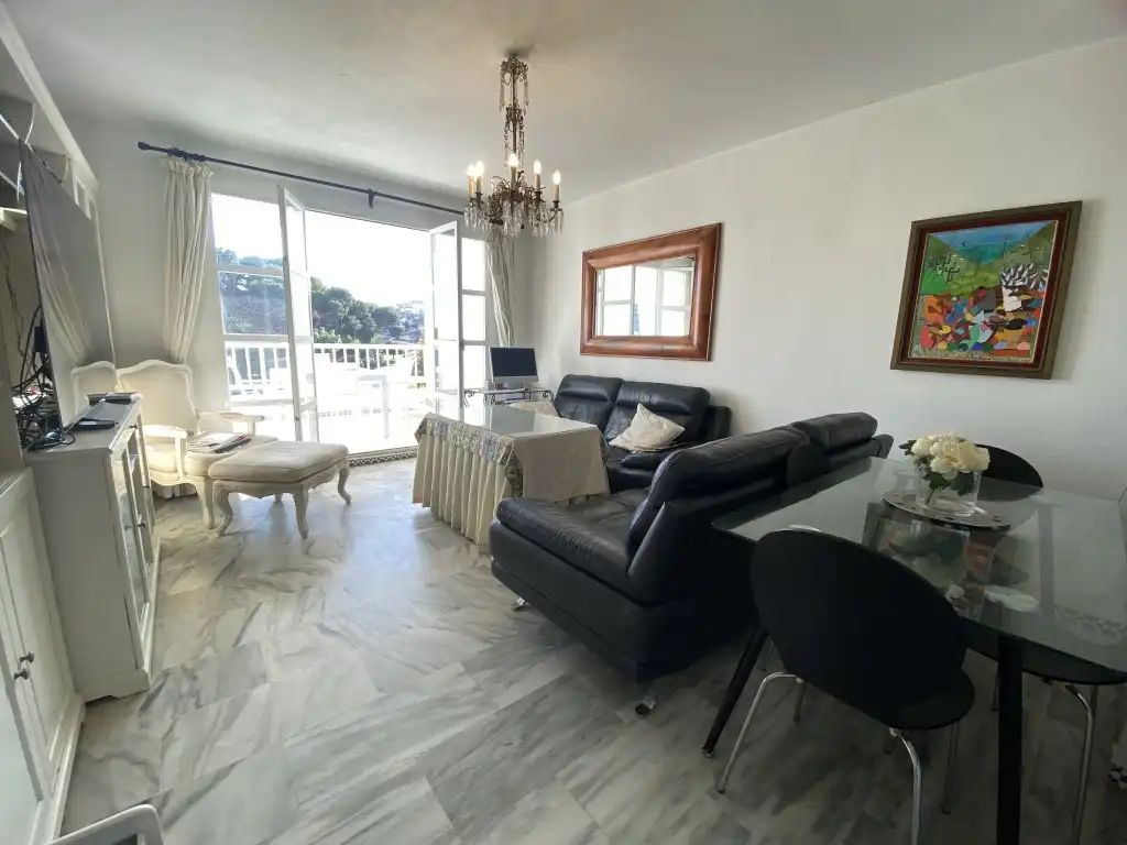 Apartamento con piscina en venta en Castillo Sohail - Myramar, imagen 3