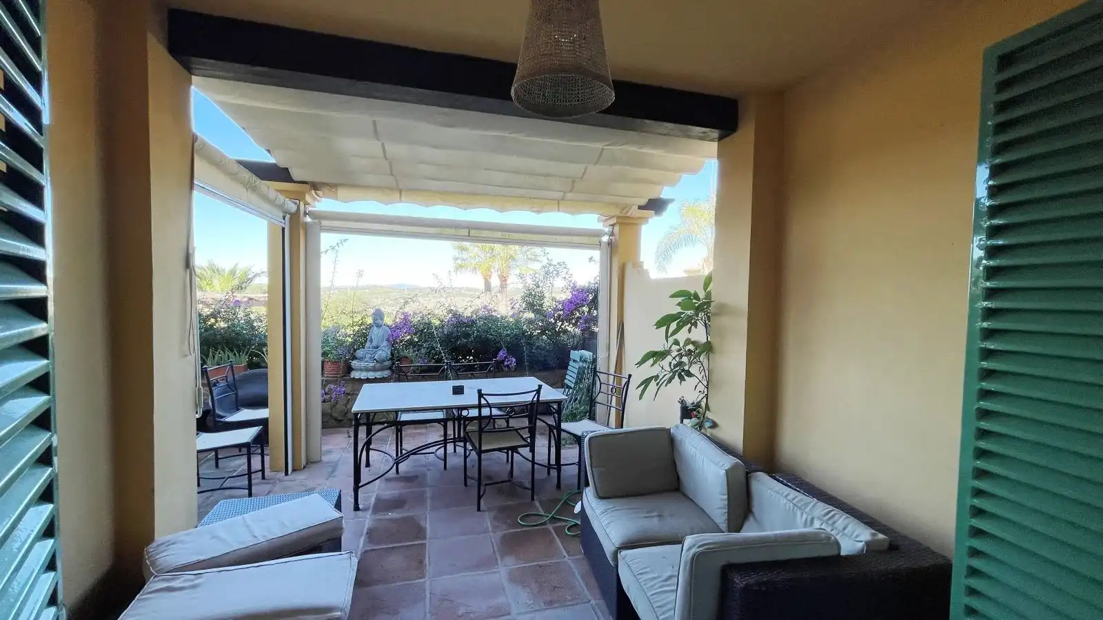 Terrassa de Casa adosada en venda en Sotogrande amb Terrassa, Balcó i Piscina comunitària